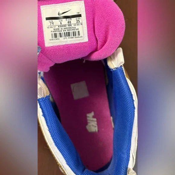 Nike Uptempo Sneakers with Gold and Blue Accents - Picture 9 of 9